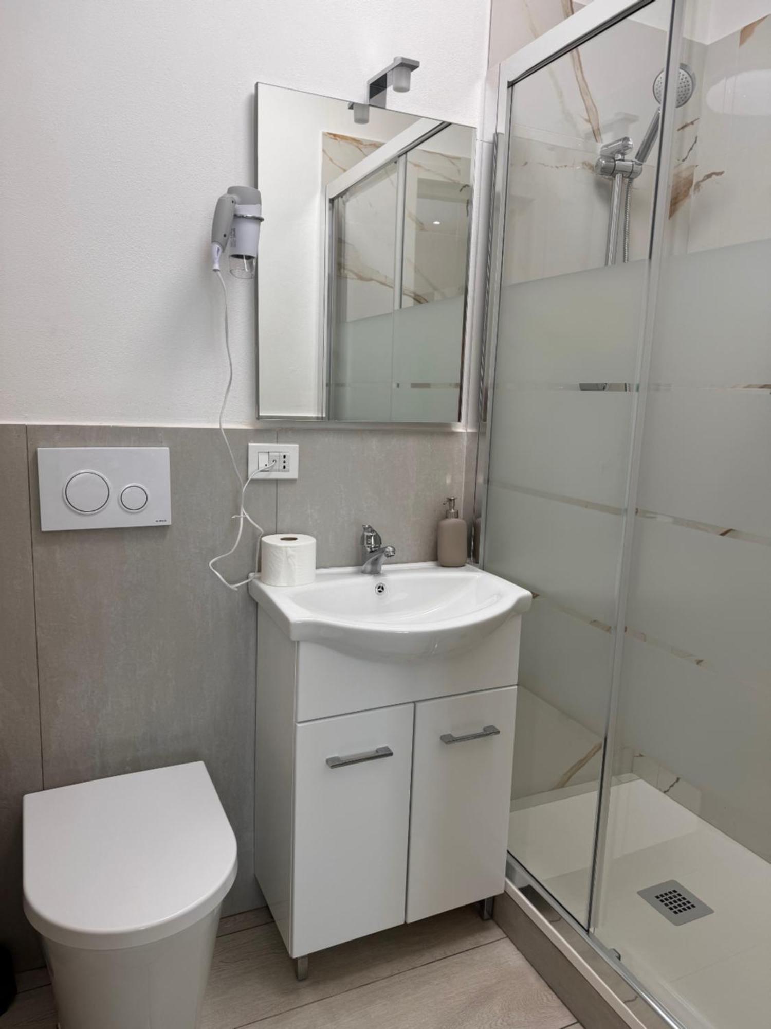 Station & Airport Hotel Pisa Ngoại thất bức ảnh